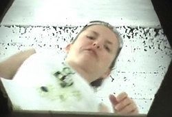 Скрыто сняли в туалете ссущих женщин